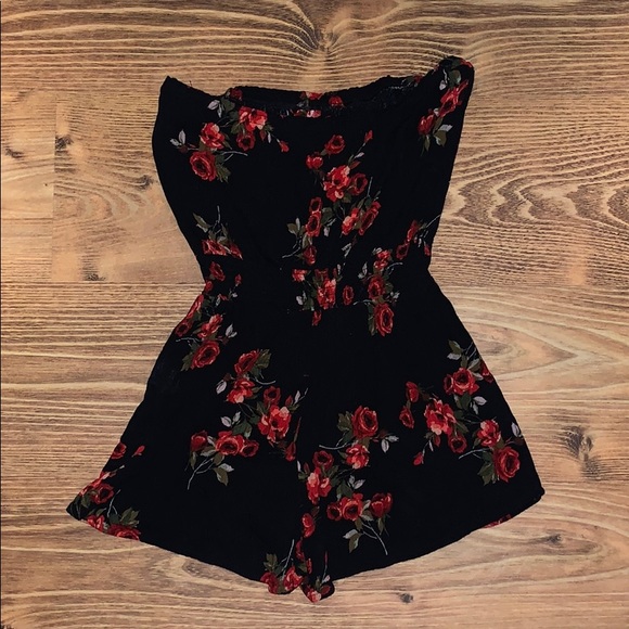 Flowered romper - Picture 2 of 3